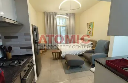 Apartment - 1 Bathroom for rent in Azizi Plaza - Al Furjan - Dubai