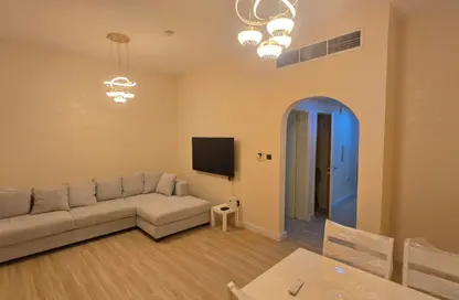Apartment - 1 Bedroom - 2 Bathrooms for sale in Al Khan - Sharjah