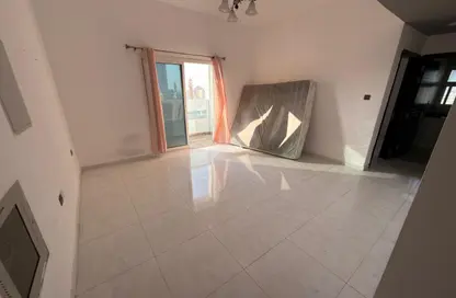 Apartment - 1 Bedroom - 2 Bathrooms for rent in Ajman Corniche Residences - Ajman Corniche Road - Ajman