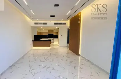 شقة - غرفة نوم - 1 حمام للايجار في بناية الأمير - ارجان - دبي شقة - غرفة نوم - 1 حمام للايجار في بناية الأمير - ارجان - دبي