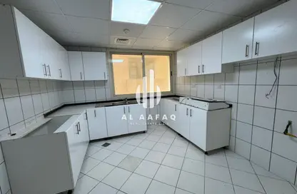 Apartment - 3 Bedrooms - 4 Bathrooms for rent in Al Majaz 3 - Al Majaz - Sharjah