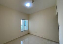 مجمع سكني - 2 غرف نوم - 3 حمامات للكراء في كورنيش عجمان - عجمان