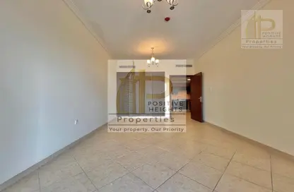 Apartment - 1 Bedroom - 1 Bathroom for rent in Zumurud Building - Al Barsha 1 - Al Barsha - Dubai