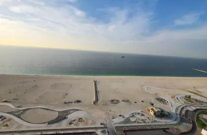 شقة - 2 غرف نوم - 2 حمامات للايجار في برج الكورنيش - طريق كورنيش عجمان - عجمان شقة - 2 غرف نوم - 2 حمامات للايجار في برج الكورنيش - طريق كورنيش عجمان - عجمان