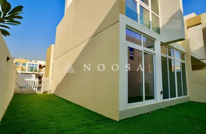 Villa - 3 Bedrooms - 4 Bathrooms for sale in Avencia 2 - Damac Hills 2 - Dubai