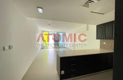 Apartment - Studio - 1 Bathroom for rent in Modelux Tower 1 - International City Phase 2 - Al Warsan 4 - Al Warsan - Dubai