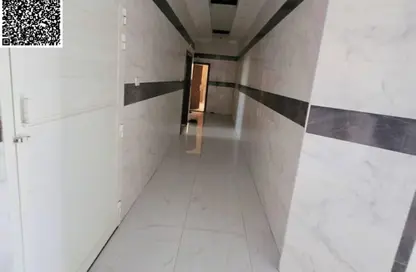 عمارة بالكامل - استوديو - 8 حمامات للبيع في الجرف الصناعية 2 - الجرف الصناعية - عجمان