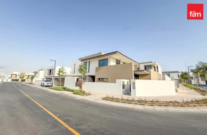 Villa - 4 Bedrooms - 5 Bathrooms for sale in Tilal Al Furjan - Al Furjan - Dubai
