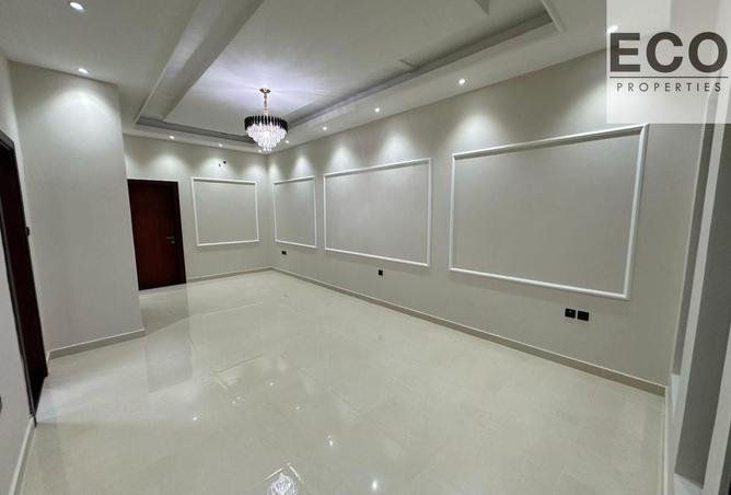 15945900 - Property Image 3