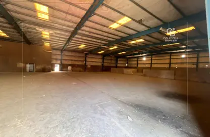 Warehouse - Studio - 2 Bathrooms for rent in Dubai Investment Park 1 (DIP 1) - Dubai Investment Park (DIP) - Dubai