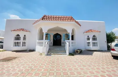 Villa - 3 Bedrooms - 4 Bathrooms for rent in Al Zaafaran - Al Khabisi - Al Ain