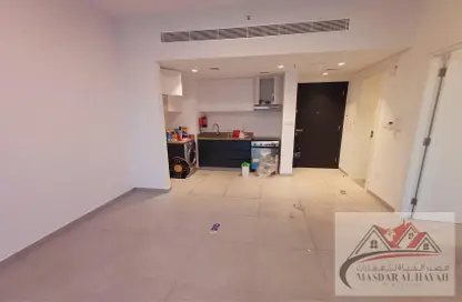 Apartment - 1 Bedroom - 2 Bathrooms for rent in The Link - East Village - Aljada - Sharjah