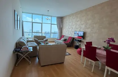 Apartment - 2 Bedrooms - 3 Bathrooms for sale in Palm Tower 1 - Palm Towers - Al Majaz - Sharjah