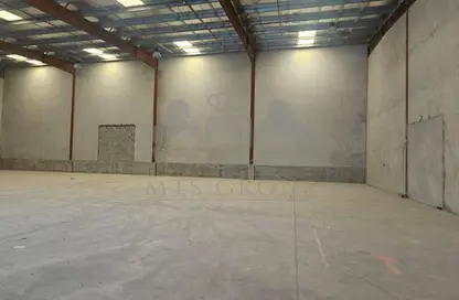 Warehouse - Studio for rent in Dubai Investment Park 2 (DIP 2) - Dubai Investment Park (DIP) - Dubai