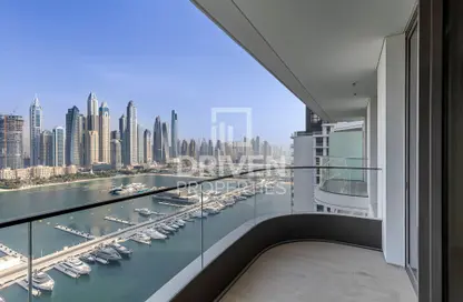 Apartment - 2 Bedrooms - 3 Bathrooms for sale in Palace Beach Residence - EMAAR Beachfront - Dubai Harbour - Dubai