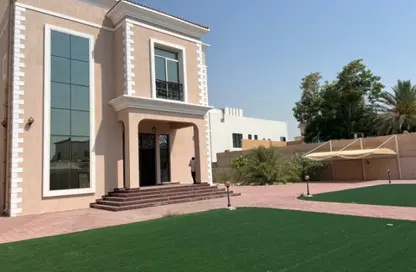 Villa - 5 Bedrooms - 6 Bathrooms for rent in Al Barsha South 1 - Al Barsha South - Al Barsha - Dubai