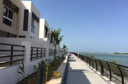 فيلا - 4 غرف نوم - 4 حمامات للبيع في فلل فلامنغو - ميناء العرب - راس الخيمة - رأس الخيمة