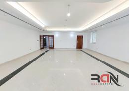 Apartment - 4 bedrooms - 5 bathrooms for rent in Silver Tower - Corniche Road - Abu Dhabi