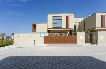 Townhouse - 3 Bedrooms - 5 Bathrooms for sale in Nad Al Dhabi - Al Jubail Island - Abu Dhabi