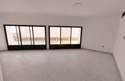 Office Space - Studio - 2 Bathrooms for rent in Hai Qesaidah - Central District - Al Ain