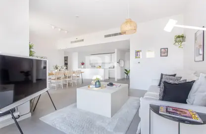 Apartment - 2 Bedrooms - 3 Bathrooms for rent in Rimal 6 - Rimal - Jumeirah Beach Residence - Dubai