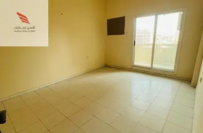 شقة - 2 غرف نوم - 2 حمامات للايجار في النعيمية - عجمان