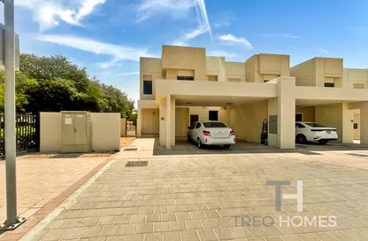 Townhouse - 4 Bedrooms - 4 Bathrooms for rent in Noor Townhouses - Town Square - Dubai