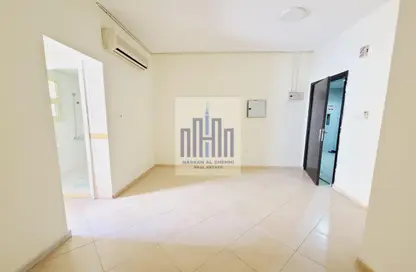 Apartment - Studio - 1 Bathroom for rent in Fire Station Road - Muwaileh - Sharjah