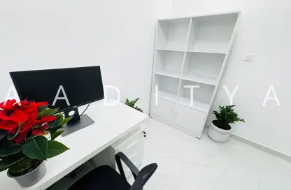 Office Space - Studio - 1 Bathroom for rent in Reem Residency - Al Karama - Dubai