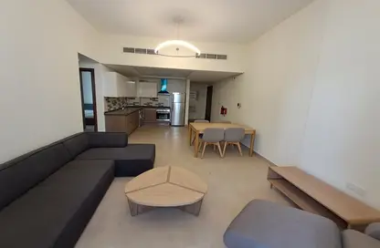 Apartment - 2 Bedrooms - 2 Bathrooms for rent in Azizi Star - Al Furjan - Dubai