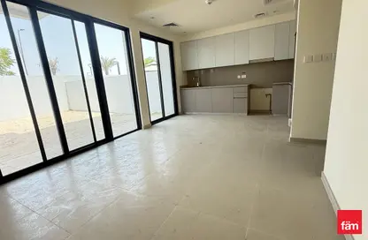 Villa - 3 Bedrooms - 4 Bathrooms for rent in Greenviews 2 - EMAAR South - Dubai South (Dubai World Central) - Dubai Villa - 3 Bedrooms - 4 Bathrooms for rent in Greenviews 2 - EMAAR South - Dubai South (Dubai World Central) - Dubai