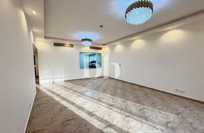 شقة - 2 غرف نوم - 3 حمامات للايجار في 2سيرك شكسبير - سيرك شكسبير - مدينة السيارات - دبي