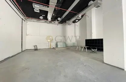 Empty Room image for: Retail - Studio for rent in Capital Golden Tower - Business Bay - Dubai, Image 1