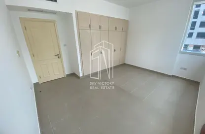 Apartment - 1 Bedroom - 1 Bathroom for rent in Tourist Club Area - Abu Dhabi