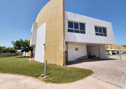 Villa - 5 bedrooms - 6 bathrooms for rent in Al Bateen Villas - Al Bateen - Abu Dhabi