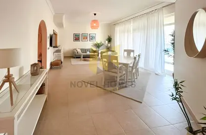 Apartment - 2 Bedrooms - 4 Bathrooms for rent in Jash Falqa - Shoreline Apartments - Palm Jumeirah - Dubai