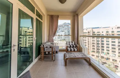 Apartment - 2 Bedrooms - 3 Bathrooms for rent in Al Khushkar - Shoreline Apartments - Palm Jumeirah - Dubai
