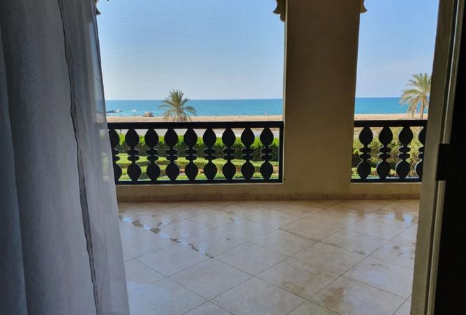 1 BR Apartment in Marina Apartments H for Rent