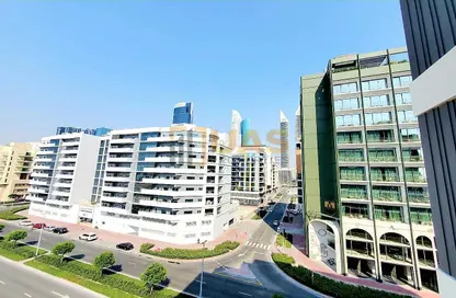 Apartment - 1 Bedroom - 2 Bathrooms for rent in Jumeirah Garden City - Al Satwa - Dubai