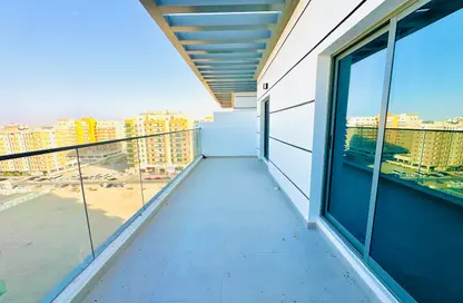 شقة - غرفة نوم - 2 حمامات للايجار في لي هواريزون ريزيدينس - المدينة العالمية المرحلة 2 - 4 الورسان - الورسان - دبي