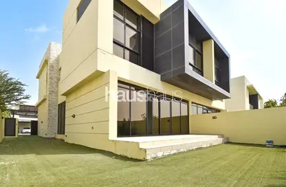 Townhouse - 3 Bedrooms - 5 Bathrooms for sale in Queens Meadow - DAMAC Hills - Dubai