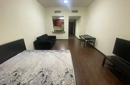شقة - 1 حمام للايجار في 68 ميد - طراز البحر المتوسط - ديسكفري غاردنز - دبي