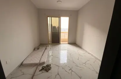 Apartment - 1 Bedroom - 2 Bathrooms for rent in Al Jurf 3 - Al Jurf - Ajman Downtown - Ajman