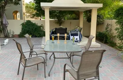Townhouse - 2 Bedrooms - 3 Bathrooms for rent in Springs 12 - The Springs - Dubai