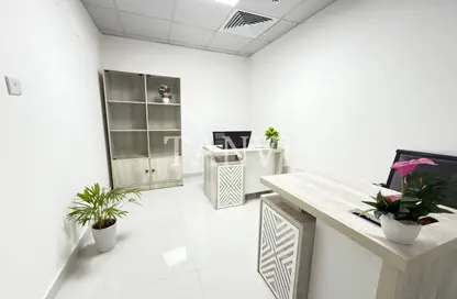 Office Space - Studio - 1 Bathroom for rent in Silver Home Building - Hor Al Anz - Deira - Dubai Office Space - Studio - 1 Bathroom for rent in Silver Home Building - Hor Al Anz - Deira - Dubai