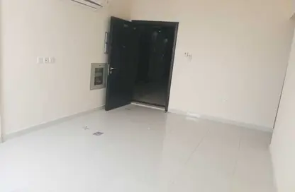 شقة - 2 غرف نوم - 2 حمامات للايجار في 2 المويهات - المويهات - عجمان