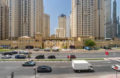 Apartment - 1 Bedroom - 2 Bathrooms for rent in LIV Residence - Dubai Marina - Dubai