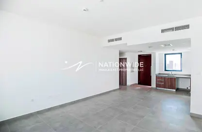 Empty Room image for: Apartment - 1 Bedroom - 2 Bathrooms for sale in Al Ghadeer 2 - Al Ghadeer - Abu Dhabi, Image 1