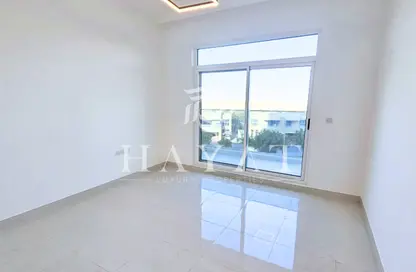 Apartment - 1 Bedroom - 1 Bathroom for sale in Topaz Residences - Dubai Silicon Oasis - Dubai