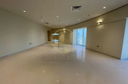 دوبلكس - 2 غرف نوم - 3 حمامات للايجار في برج بارك - شارع الشيخ زايد - دبي